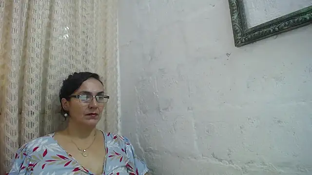 Snapshot of gabbyparker_ chatting on March 4, 2026, 4:37 pm gabbyparker online show from March 4, 2026, 4:37 pm