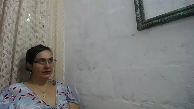 Snapshot of gabbyparker_ chatting on March 7, 2026, 10:43 am gabbyparker online show from March 7, 2026, 10:43 am