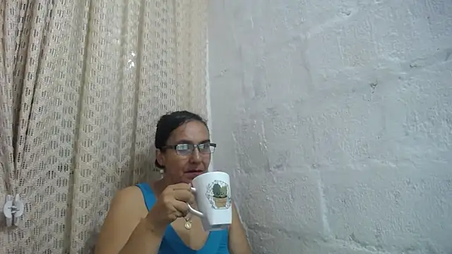 Snapshot of gabbyparker_ chatting on April 9, 2026, 7:47 am gabbyparker online show from April 9, 2026, 7:47 am