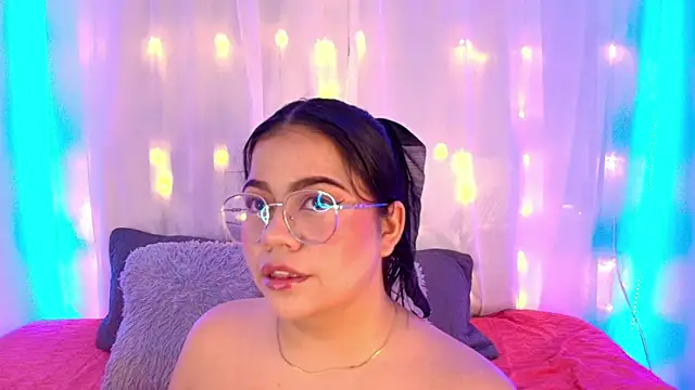 LilyRousee online show from December 19, 2025, 5:59 pm