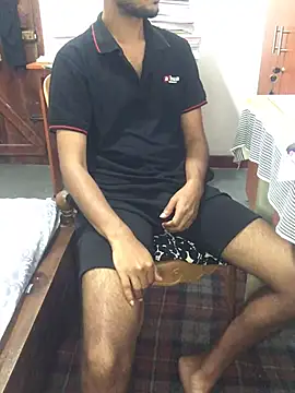 Snapshot of ShayanLK chatting on January 6, 2026, 5:44 am ShayanLK online show from January 6, 2026, 5:44 am