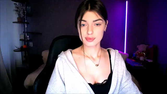 Snapshot of Dianaa_Lee0 chatting on March 25, 2026, 2:49 pm Dianaa Lee0 online show from March 25, 2026, 2:49 pm