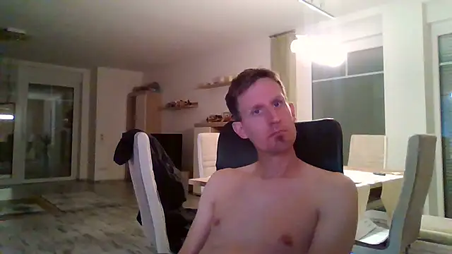 Snapshot of Trockenbau chatting on October 2, 2025, 4:21 pm Trockenbau online show from October 2, 2025, 4:21 pm