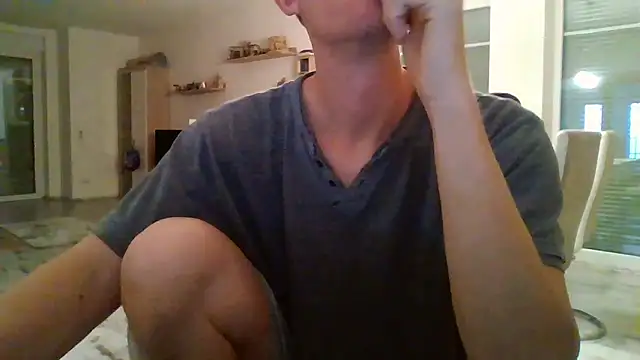 Snapshot of Trockenbau chatting on June 4, 2026, 6:23 pm Trockenbau online show from June 4, 2026, 6:23 pm