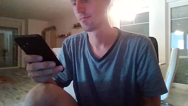 Snapshot of Trockenbau chatting on July 3, 2026, 8:32 am Trockenbau online show from July 3, 2026, 8:32 am
