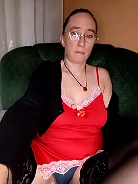 Sophierob1 online show from September 30, 2025, 6:30 am