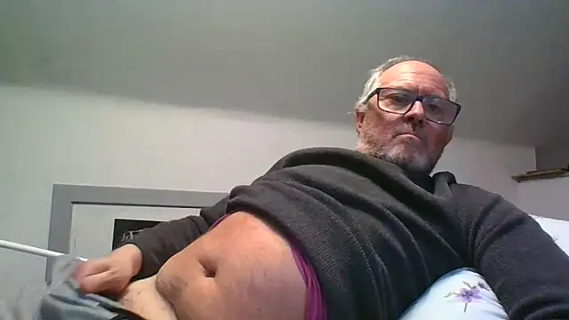 naughtygrandad1 online show from March 1, 2026, 4:07 pm