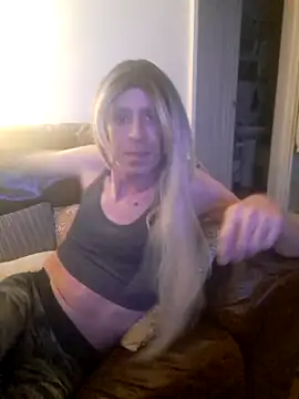 LAXdesires online show from November 8, 2025, 7:28 pm