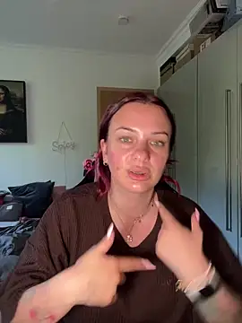 OliviaaFischer online show from May 18, 2026, 5:51 pm