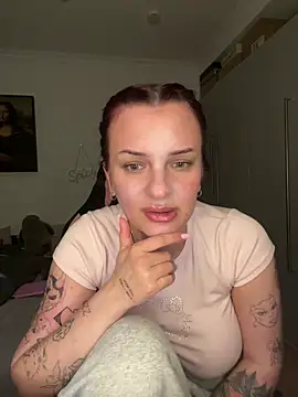 Snapshot of OliviaaFischer chatting on February 19, 2026, 10:51 pm OliviaaFischer online show from February 19, 2026, 10:51 pm