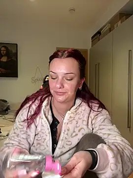 Snapshot of OliviaaFischer chatting on February 22, 2026, 2:30 pm OliviaaFischer online show from February 22, 2026, 2:30 pm