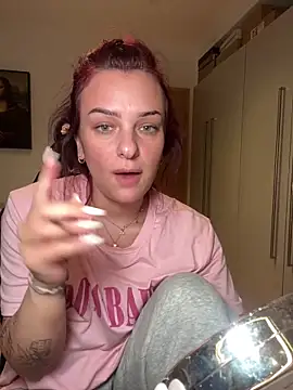 Snapshot of OliviaaFischer chatting on February 16, 2026, 2:16 pm OliviaaFischer online show from February 16, 2026, 2:16 pm