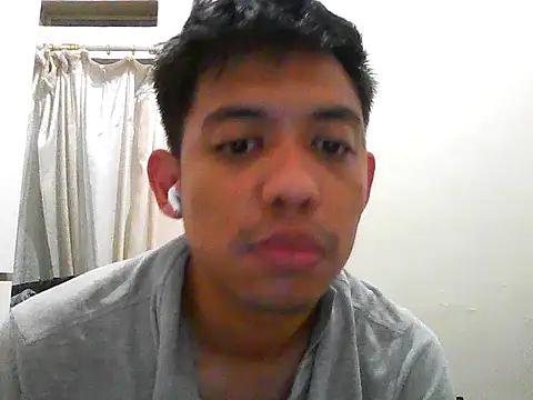 Lxtrmm online show from October 24, 2025, 5:01 pm