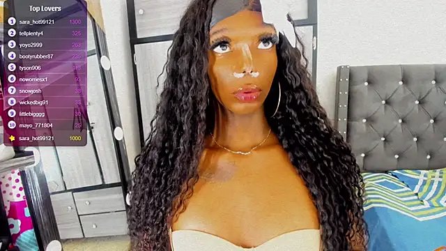 Snapshot of Sara_hot12112 chatting on October 24, 2025, 7:35 pm Sara hot12112 online show from October 24, 2025, 7:35 pm