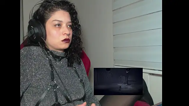 Snapshot of miss_carmila1 chatting on October 10, 2025, 10:43 pm miss carmila1 online show from October 10, 2025, 10:43 pm