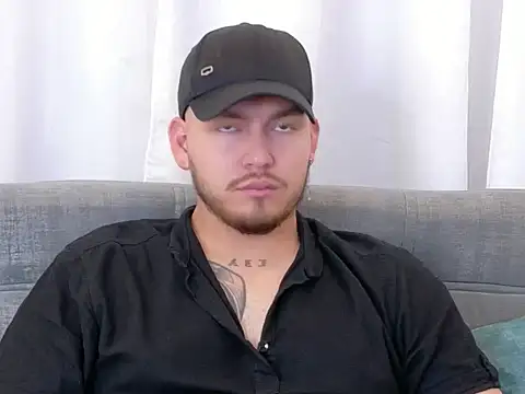 Snapshot of JaxRagnar chatting on May 6, 2026, 1:42 am JaxRagnar online show from May 6, 2026, 1:42 am