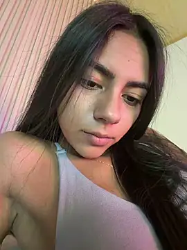 Snapshot of LilybethGray chatting on June 4, 2026, 10:58 pm LilybethGray online show from June 4, 2026, 10:58 pm