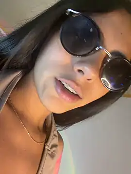 Snapshot of LilybethGray chatting on May 5, 2026, 9:07 pm LilybethGray online show from May 5, 2026, 9:07 pm