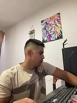 miaftmax online show from December 3, 2025, 3:22 pm