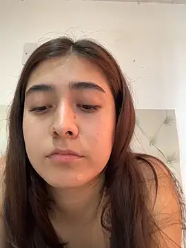 miaftmax online show from November 7, 2025, 4:44 pm