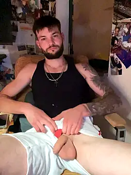 Snapshot of Mexxwell69 chatting on November 3, 2025, 11:08 pm Mexxwell69 online show from November 3, 2025, 11:08 pm