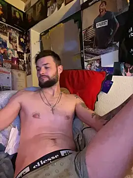 Snapshot of Mexxwell69 chatting on November 10, 2025, 11:10 pm Mexxwell69 online show from November 10, 2025, 11:10 pm