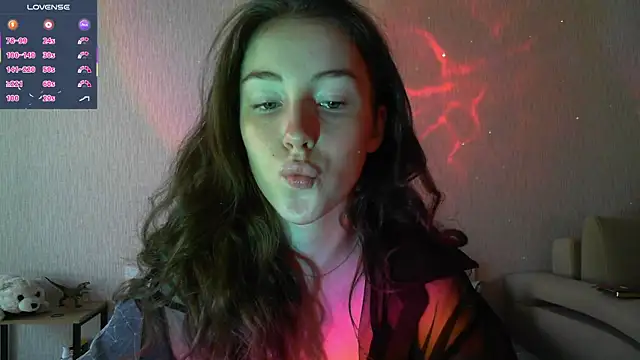 Snapshot of eskatmi chatting on October 20, 2025, 1:18 am eskatmi online show from October 20, 2025, 1:18 am