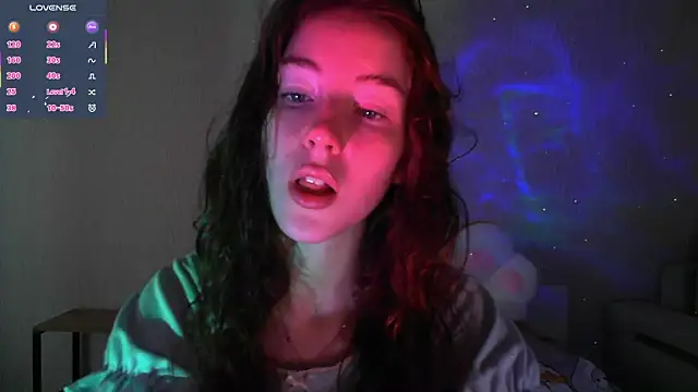 Snapshot of eskatmi chatting on October 8, 2025, 12:45 am eskatmi online show from October 8, 2025, 12:45 am