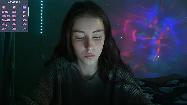 Snapshot of eskatmi chatting on December 16, 2025, 1:32 am eskatmi online show from December 16, 2025, 1:32 am