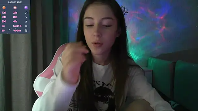 Snapshot of eskatmi chatting on January 18, 2026, 2:37 am eskatmi online show from January 18, 2026, 2:37 am