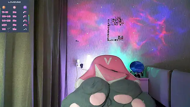 Snapshot of eskatmi chatting on February 12, 2026, 2:11 am eskatmi online show from February 12, 2026, 2:11 am