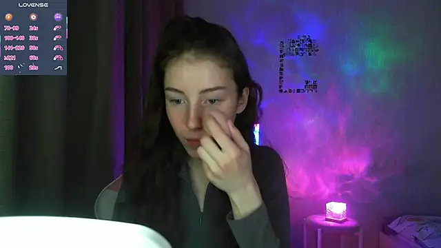 Snapshot of eskatmi chatting on February 21, 2026, 1:18 am eskatmi online show from February 21, 2026, 1:18 am