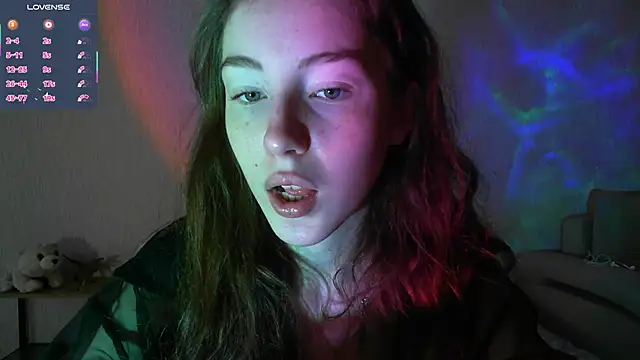 Snapshot of eskatmi chatting on October 22, 2025, 12:43 am eskatmi online show from October 22, 2025, 12:43 am