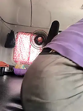 Snapshot of rajdehli chatting on October 17, 2025, 5:11 am rajdehli online show from October 17, 2025, 5:11 am