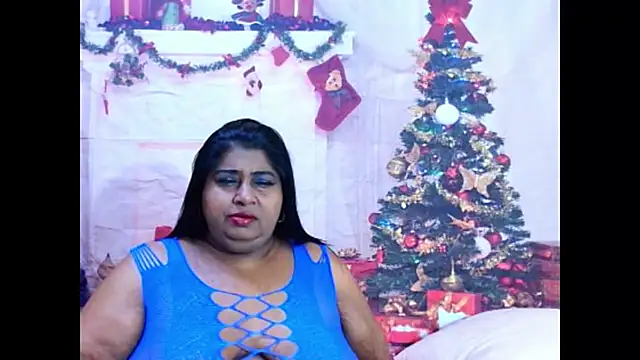 Snapshot of indianhoney694u chatting on December 4, 2025, 5:12 pm indianhoney694u online show from December 4, 2025, 5:12 pm
