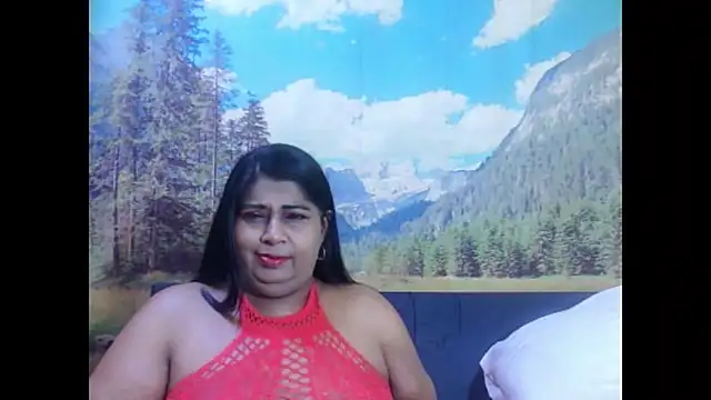 Snapshot of indianhoney694u chatting on February 23, 2026, 5:41 am indianhoney694u online show from February 23, 2026, 5:41 am