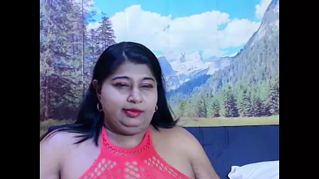 Snapshot of indianhoney694u chatting on January 8, 2026, 5:35 am indianhoney694u online show from January 8, 2026, 5:35 am