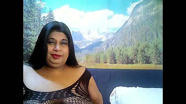 Snapshot of indianhoney694u chatting on October 21, 2025, 5:07 am indianhoney694u online show from October 21, 2025, 5:07 am