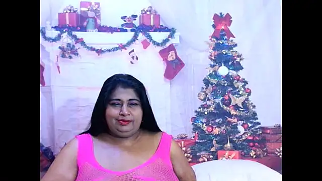 Snapshot of indianhoney694u chatting on December 16, 2025, 5:06 pm indianhoney694u online show from December 16, 2025, 5:06 pm