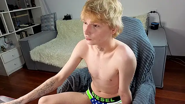 Your avatar online show from September 16, 2025, 6:53 pm