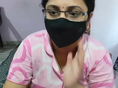 jannu6482 online show from February 1, 2026, 7:06 am