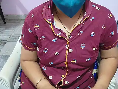 jannu6482 online show from June 11, 2026, 2:47 pm