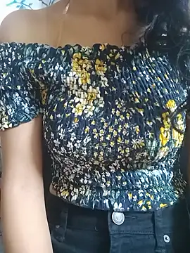 Snapshot of Aashiika1176 chatting on November 4, 2025, 12:58 am Aashiika1176 online show from November 4, 2025, 12:58 am