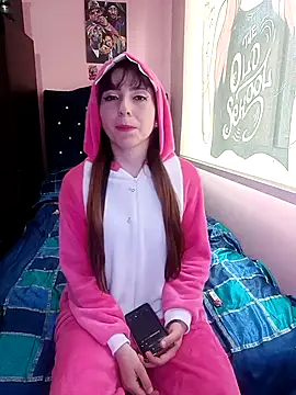 Snapshot of Sophiespenser chatting on December 16, 2025, 9:19 pm Sophiespenser online show from December 16, 2025, 9:19 pm