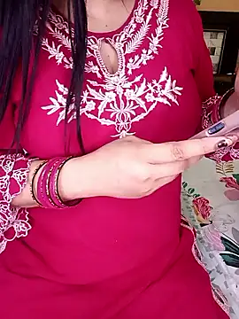 Snapshot of PRIYA_22 chatting on May 13, 2026, 3:13 am PRIYA 22 online show from May 13, 2026, 3:13 am
