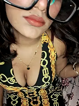 Snapshot of ALEXA_1100 chatting on September 13, 2025, 7:25 pm ALEXA 1100 online show from September 13, 2025, 7:25 pm