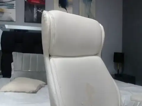 Snapshot of dalila_macherano1 chatting on September 29, 2025, 6:09 am dalila macherano1 online show from September 29, 2025, 6:09 am