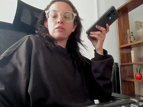 Snapshot of dalila_macherano1 chatting on December 1, 2025, 3:46 pm dalila macherano1 online show from December 1, 2025, 3:46 pm