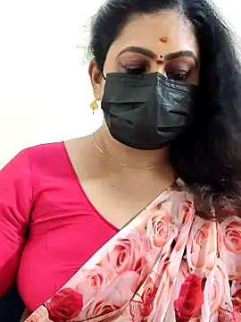 Snapshot of Sweetie_swetha37 chatting on December 15, 2025, 8:14 pm Sweetie swetha37 online show from December 15, 2025, 8:14 pm