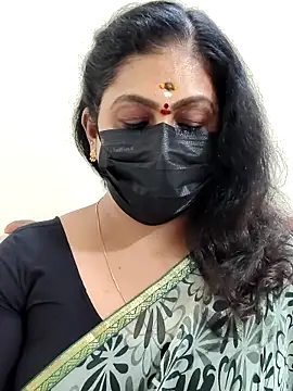 Snapshot of Sweetie_swetha37 chatting on November 21, 2025, 9:52 am Sweetie swetha37 online show from November 21, 2025, 9:52 am